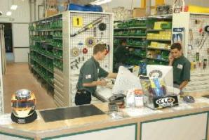 Magasin-comptoir-Action-karting.jpg